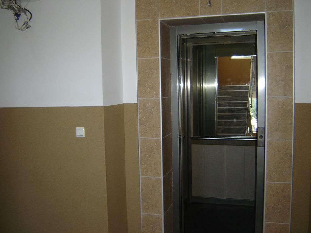 Apartment Viva Slăntjev Brjag Rum bild