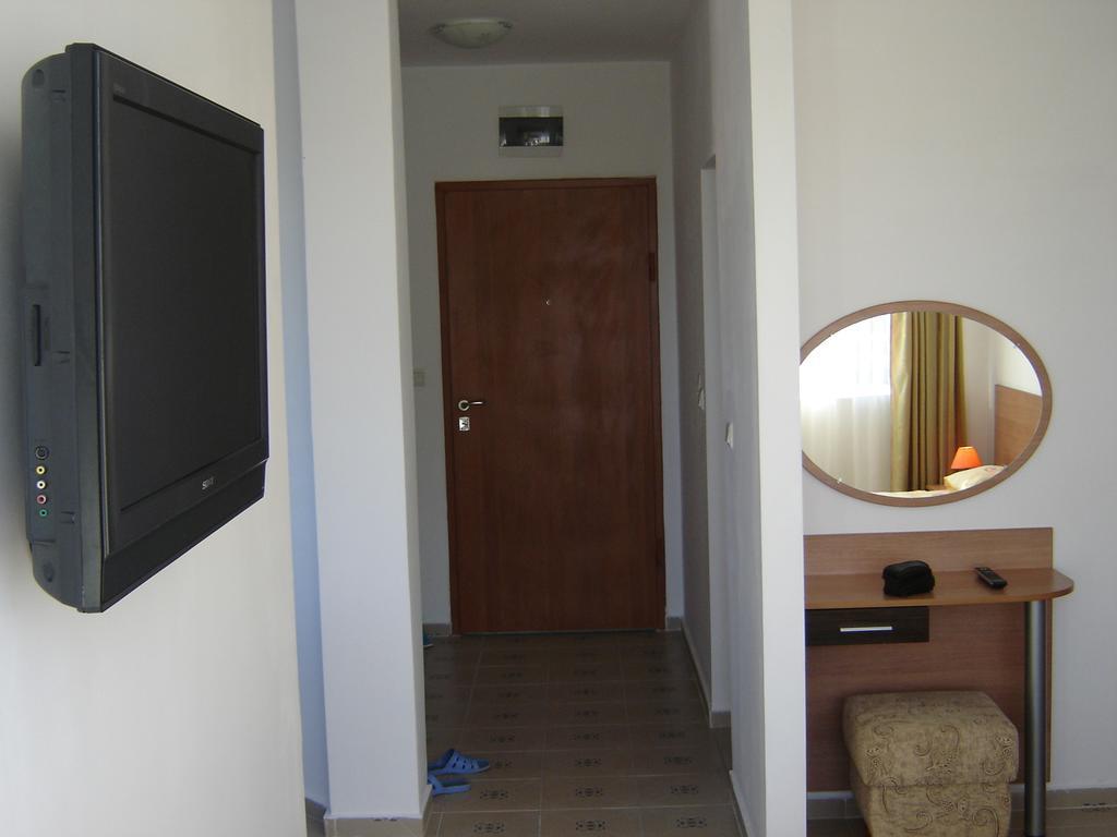 Apartment Viva Slăntjev Brjag Rum bild
