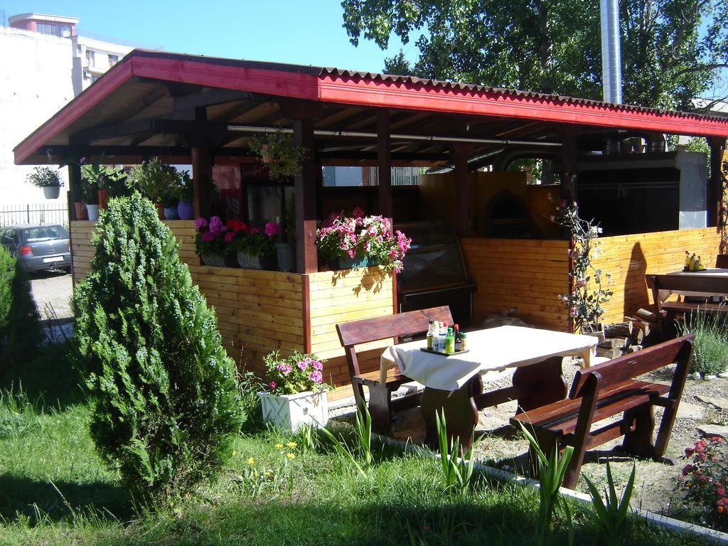 Apartment Viva Slăntjev Brjag Rum bild