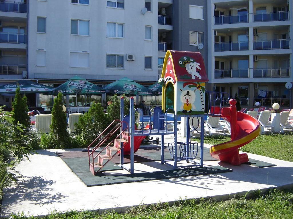 Apartment Viva Slăntjev Brjag Rum bild